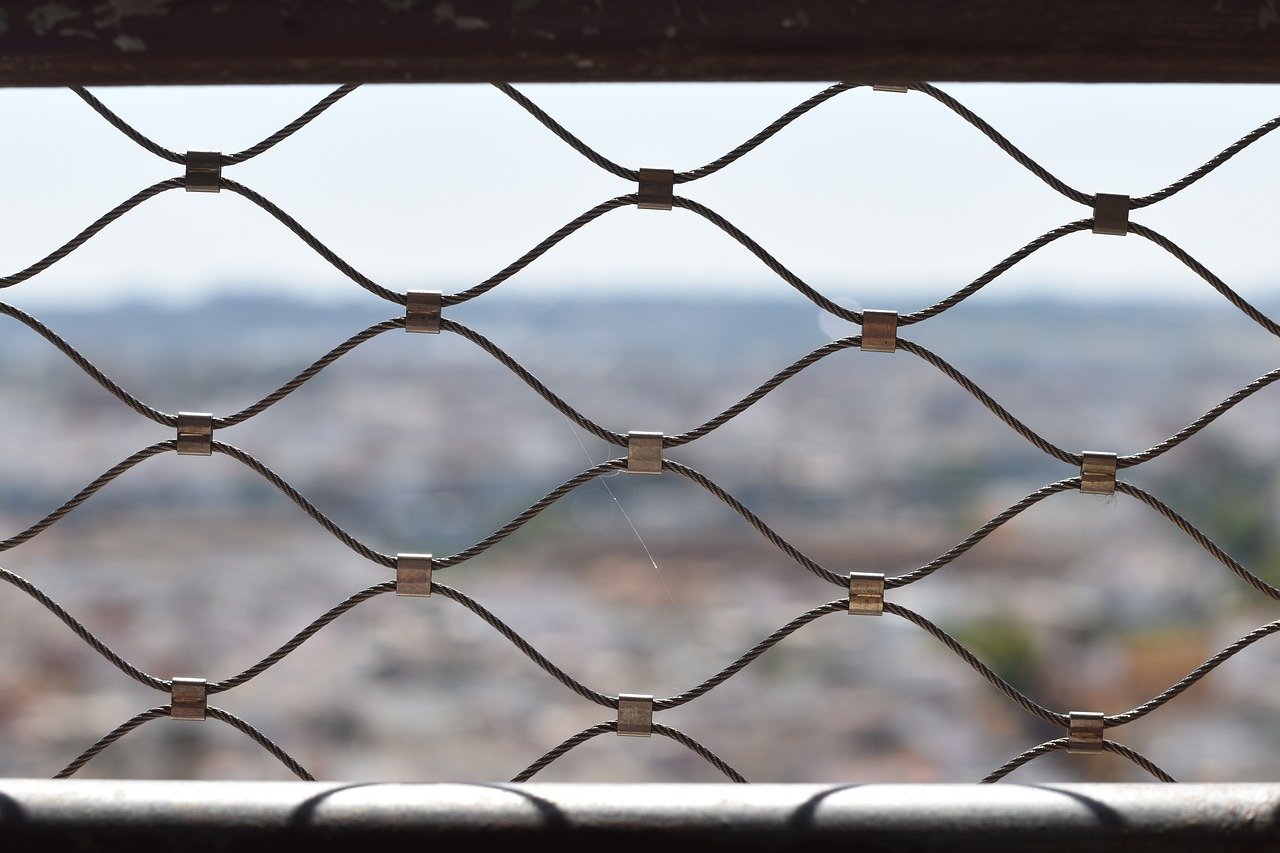 欧盟好彩蓝莓双爆珠：铝制液压升降平台代理