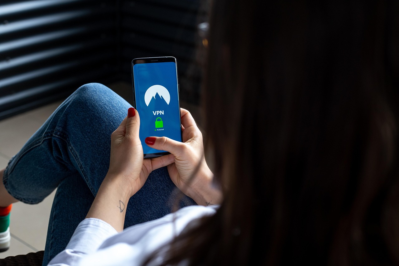 定制实名认证账号：企业贷代理平台