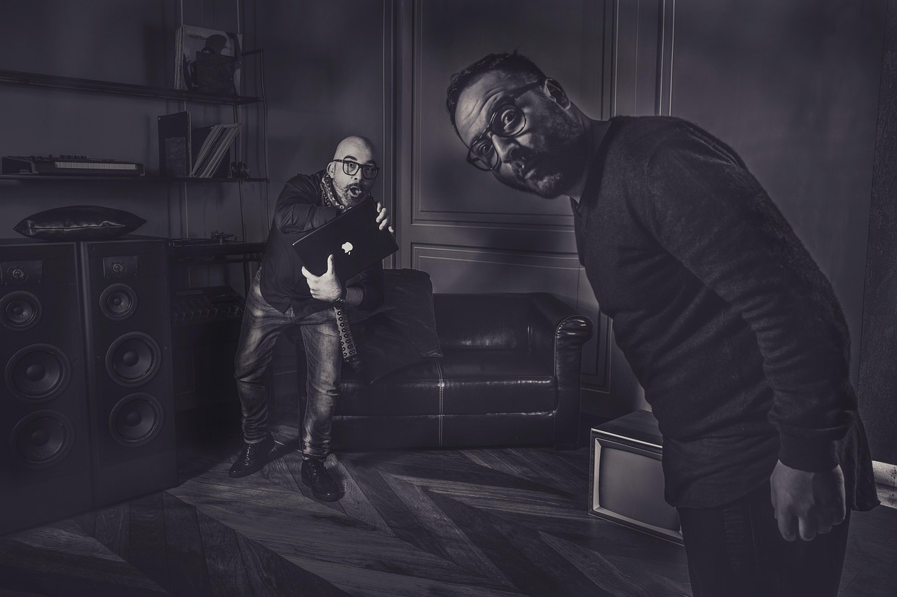 技术支持辅助带来的商业收益和损失